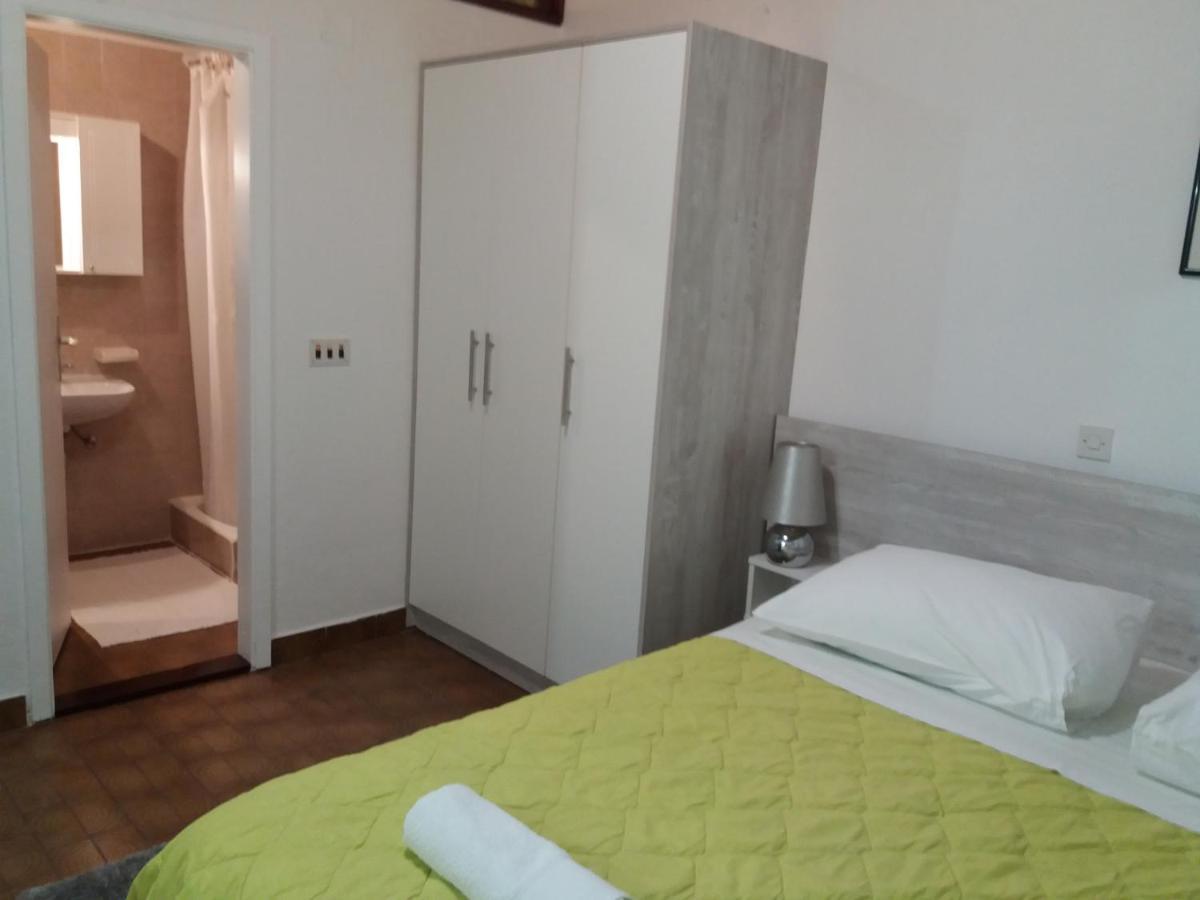 Apartment Hortenzija Baška Voda Exteriör bild