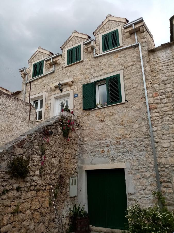 Apartment Hortenzija Baška Voda Exteriör bild